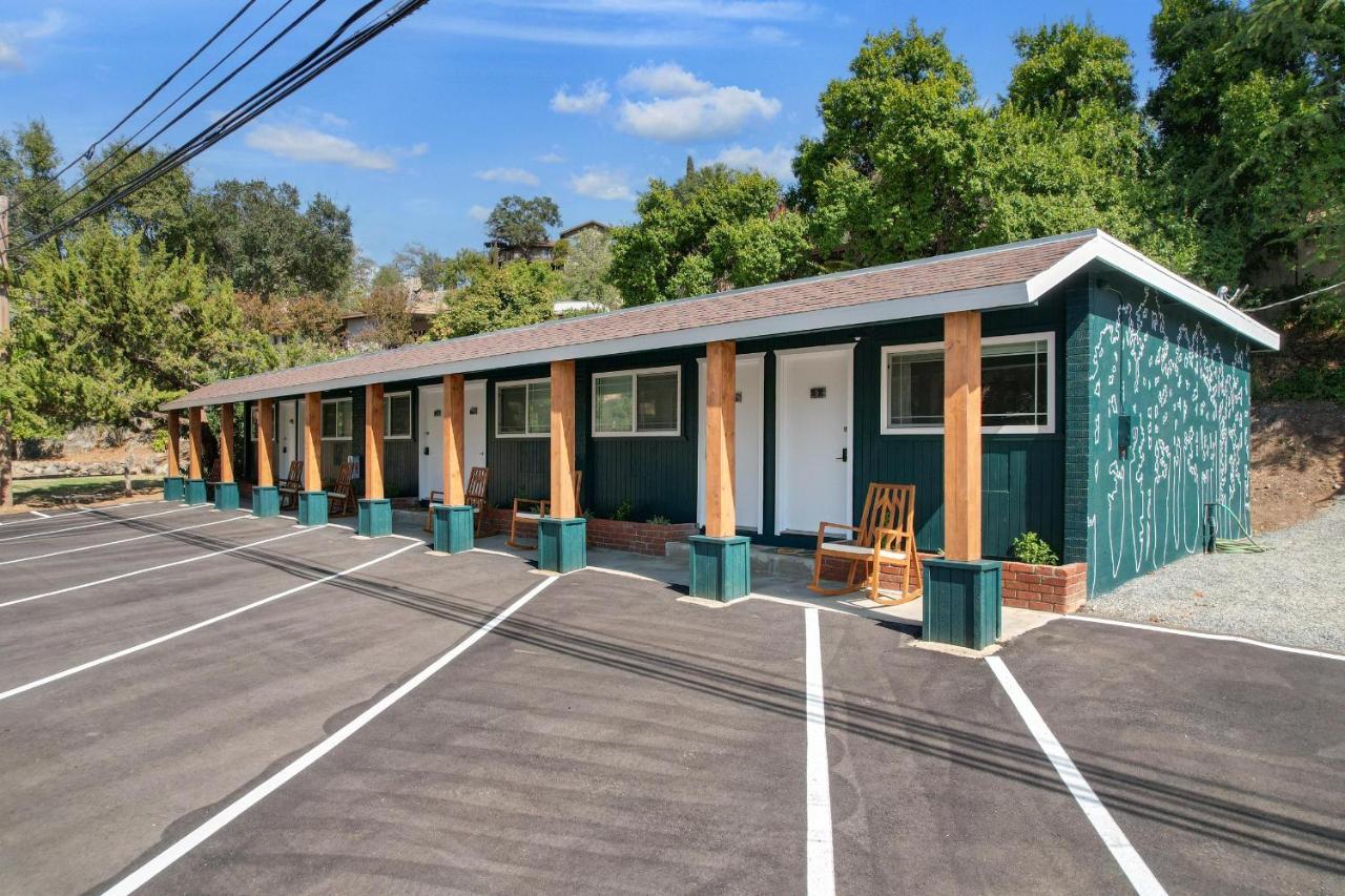 The Belle Sequoia Rm9 Three Rivers