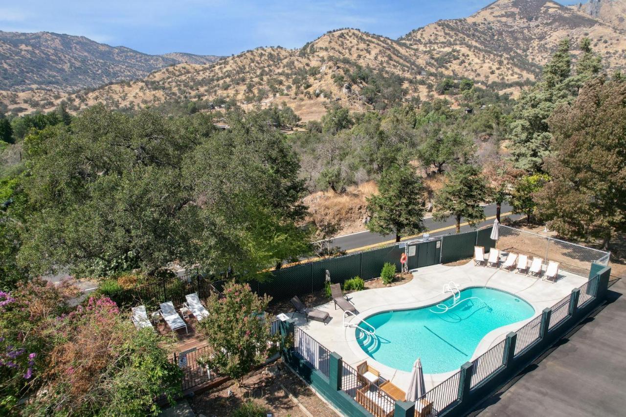 The Belle Sequoia Rm9 Three Rivers